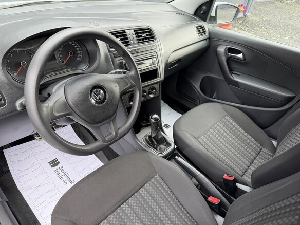 2020 Volkswagen Polo V Рестайлинг, белый - вид 7