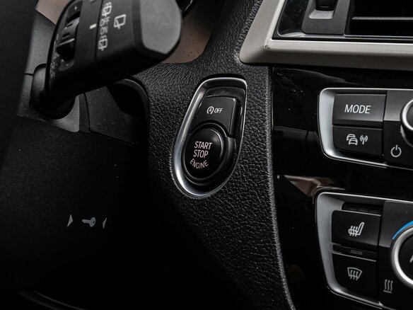 2018 BMW 1 серии 118i II (F20/F21) Рестайлинг 2, синий, 1650000 рублей - вид 13