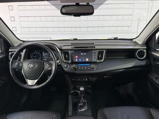 2017 Toyota RAV4 IV (XA40) Рестайлинг, чёрный, 3115000 рублей, вид 2