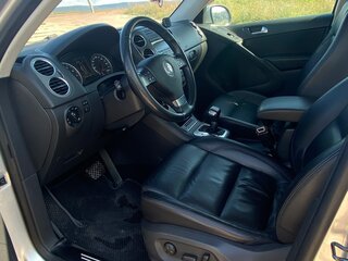 2010 Volkswagen Tiguan I, серый, 1090000 рублей, вид 5
