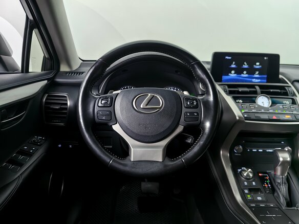 2020 Lexus NX 200 I Рестайлинг, белый, 2980000 рублей - вид 12