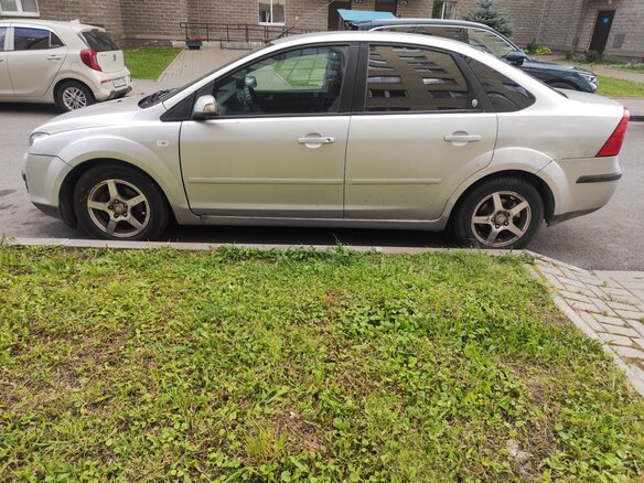 2005 Ford Focus II, серебристый, 220000 рублей - вид 3