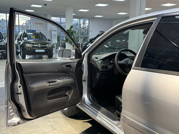 2007 Mitsubishi Lancer IX Рестайлинг, серебристый, 365000 рублей - вид 7