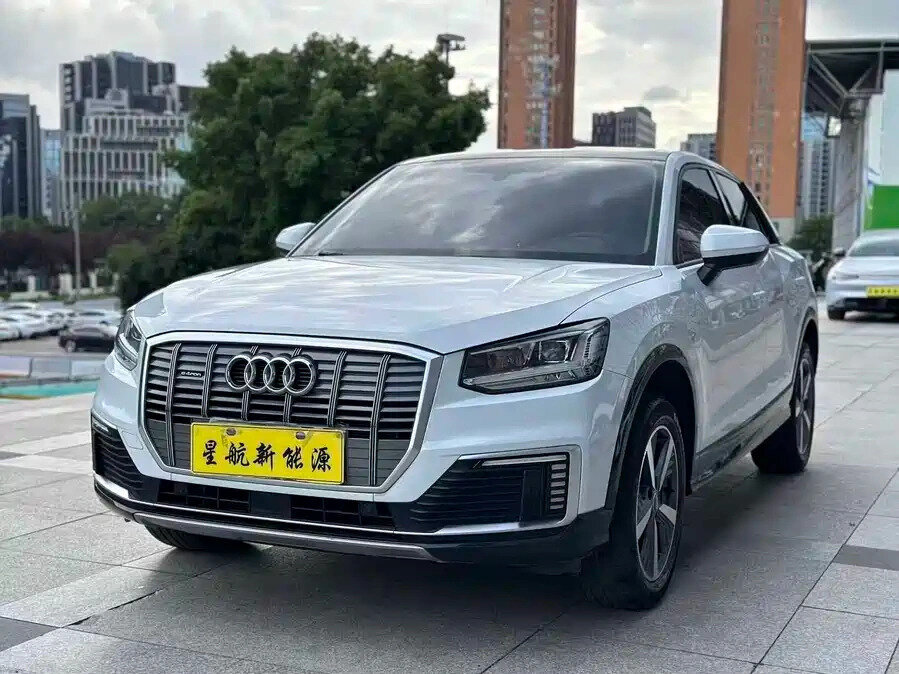 Открыть фотографии: Audi Q2 I Рестайлинг