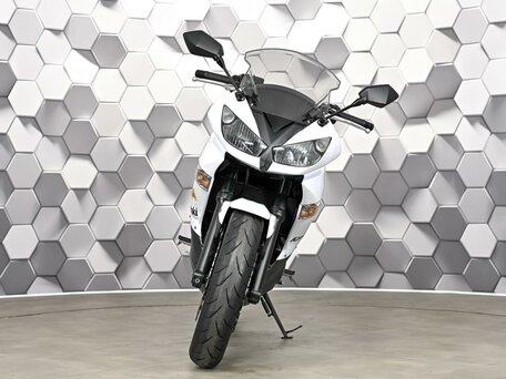 2010 Kawasaki ER-6F (Ninja 650R), белый, 475000 рублей, вид 5