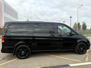 2023 Mercedes-Benz V-Класс Long 300 d длинный III (W447) Рестайлинг, чёрный, 11500000 рублей, вид 3