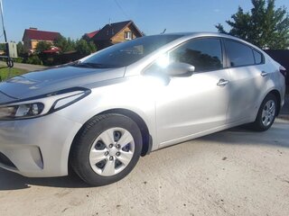 2019 Kia Cerato III Рестайлинг (Classic), серебристый, 1800000 рублей, вид 1