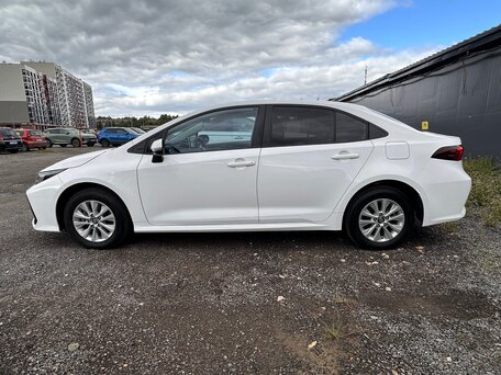 2020 Toyota Corolla XII (E210), белый, 1750000 рублей, вид 3