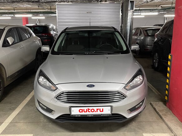 2018 Ford Focus III Рестайлинг, серебристый, 1150000 рублей - вид 2