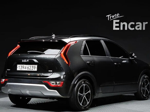 2022 Kia Niro II, серый, 1233000 рублей - вид 2