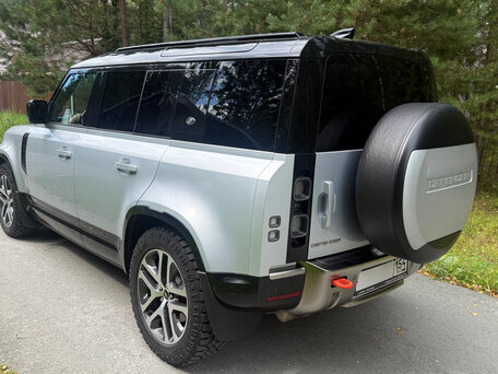 2021 Land Rover Defender 110 II, серый, 9790000 рублей, вид 5