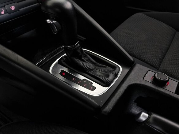 2006 Audi A3 II (8P) Рестайлинг 1, оранжевый, 479000 рублей - вид 17