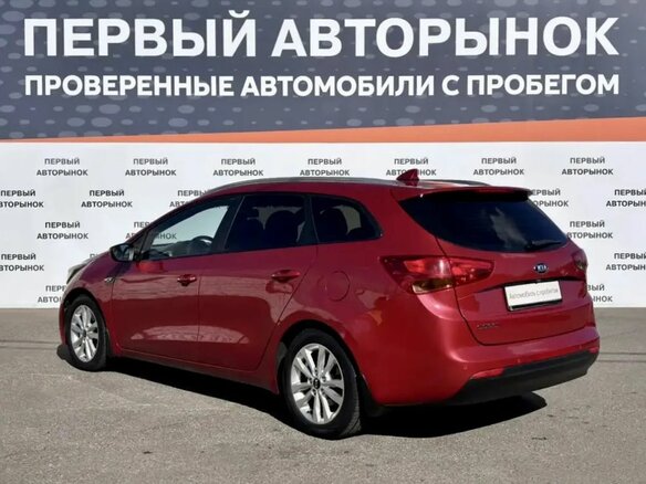 2018 Kia Ceed II Рестайлинг, красный, 1125000 рублей - вид 7
