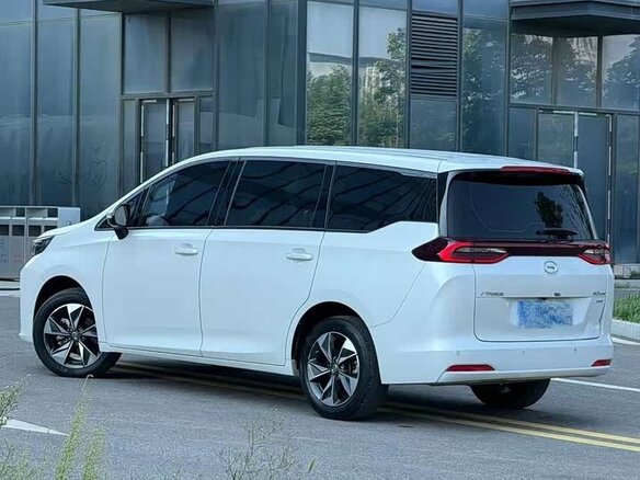 2023 GAC Trumpchi M6 Pro, белый, 1198777 рублей - вид 3