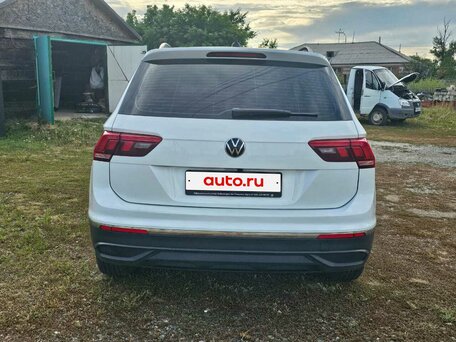 2021 Volkswagen Tiguan II Рестайлинг, белый, 2650000 рублей, вид 3