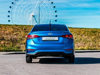 2017 Hyundai Solaris II, синий, 1060000 рублей, вид 4
