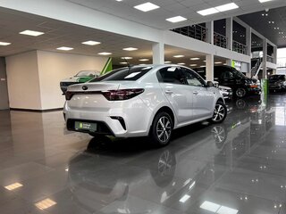 2017 Kia Rio IV, серебристый, 1340000 рублей, вид 2