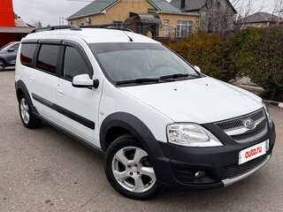 2016 Lada (ВАЗ) Largus Cross I, белый, 999999 рублей, вид 1