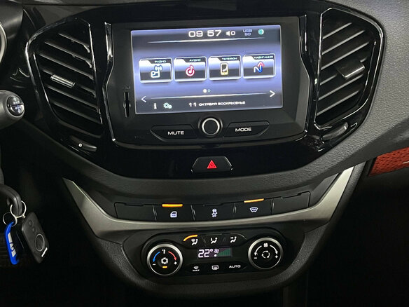 2019 Lada (ВАЗ) Vesta SW Cross I, коричневый, 1099000 рублей - вид 13