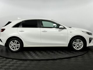 2020 Kia Ceed III, белый, 1990000 рублей, вид 5