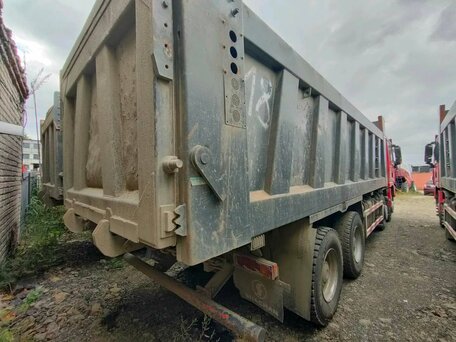 2023 Shacman (Shaanxi) SX3318, красный, 4357000 рублей, вид 3
