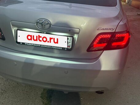 2008 Toyota Camry VI (XV40), серебристый, 900000 рублей, вид 4