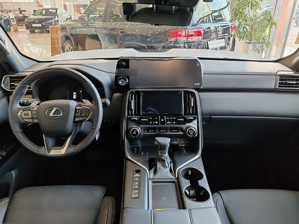 2026 Lexus LX 500d IV, белый, 19200000 рублей - вид 8