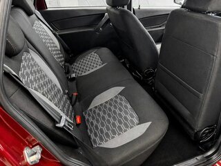 2026 Lada (ВАЗ) Granta Cross I Рестайлинг, красный, 1225000 рублей, вид 5