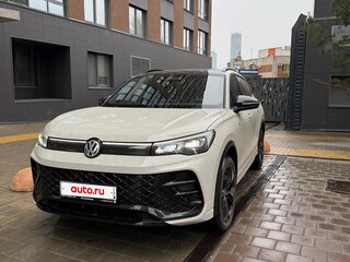 2025 Volkswagen Tiguan L Pro III (China Market), бежевый, 4490000 рублей, вид 3