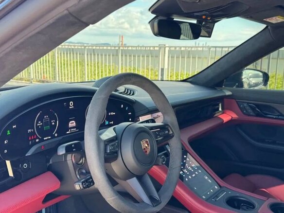 2025 Porsche Taycan GTS I Рестайлинг, чёрный, 16000666 рублей - вид 8