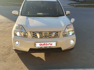 2009 Nissan X-Trail II, белый, 1050000 рублей, вид 2