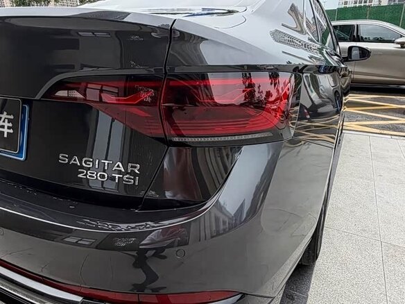 2022 Volkswagen Sagitar III Рестайлинг, чёрный, 1600000 рублей - вид 13