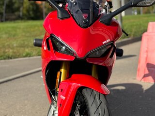 2023 Ducati Supersport, красный, 1500000 рублей, вид 4