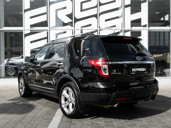 2013 Ford Explorer V, коричневый, 1375000 рублей - вид 1