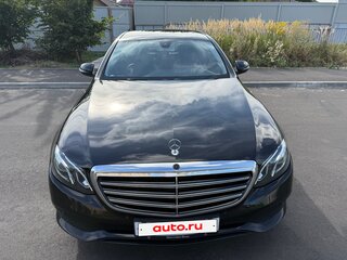 2017 Mercedes-Benz E-Класс 200 V (W213, S213, C238), чёрный, 2550000 рублей, вид 3