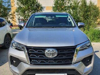 2021 Toyota Fortuner II Рестайлинг, серый, 4150000 рублей, вид 1