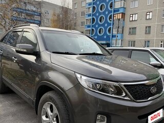 2018 Kia Sorento II Рестайлинг, серый, 1950000 рублей, вид 2