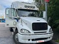 2004 Freightliner Columbia, белый, 1000000 рублей - вид 4