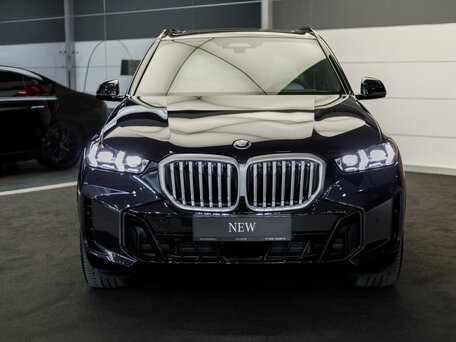 2026 BMW X5 40i IV (G05/G18) Рестайлинг, чёрный, 14555000 рублей, вид 3