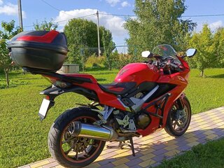 2015 Honda VFR 800, красный, 690000 рублей, вид 5