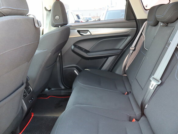 2023 Haval Jolion I, красный - вид 12