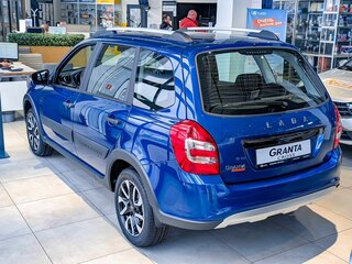 2026 Lada (ВАЗ) Granta Cross I Рестайлинг, синий, 1216000 рублей, вид 1
