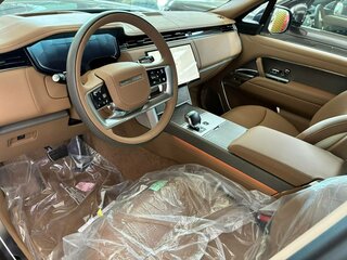 2026 Land Rover Range Rover P615 MHEV Long V, чёрный, 34900000 рублей, вид 3