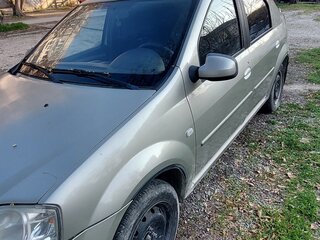 2011 Renault Logan I Рестайлинг, бежевый, 380000 рублей, вид 2