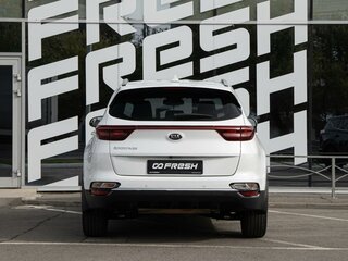 2021 Kia Sportage IV Рестайлинг, белый, 2250000 рублей, вид 4