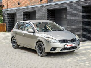 2011 Kia Ceed I Рестайлинг, серебристый, 470000 рублей, вид 1