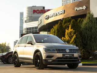 2018 Volkswagen Tiguan II, бежевый, 3318000 рублей, вид 2