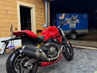 2017 Ducati Monster 821, красный, 649000 рублей, вид 5