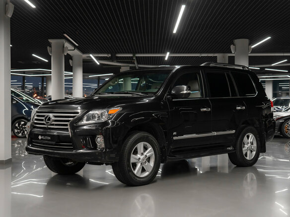 2013 Lexus LX 570 III Рестайлинг, чёрный, 4950000 рублей