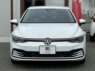 2023 Volkswagen Golf VIII, белый, 1250700 рублей, вид 2